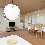 6 Person In Lägenhet Fåborg